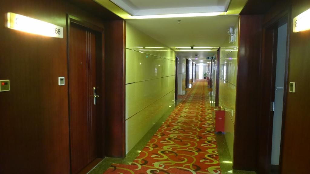 Guangzhou Junshan Hotel - Shuttle Bus For Canton Fair Kültér fotó