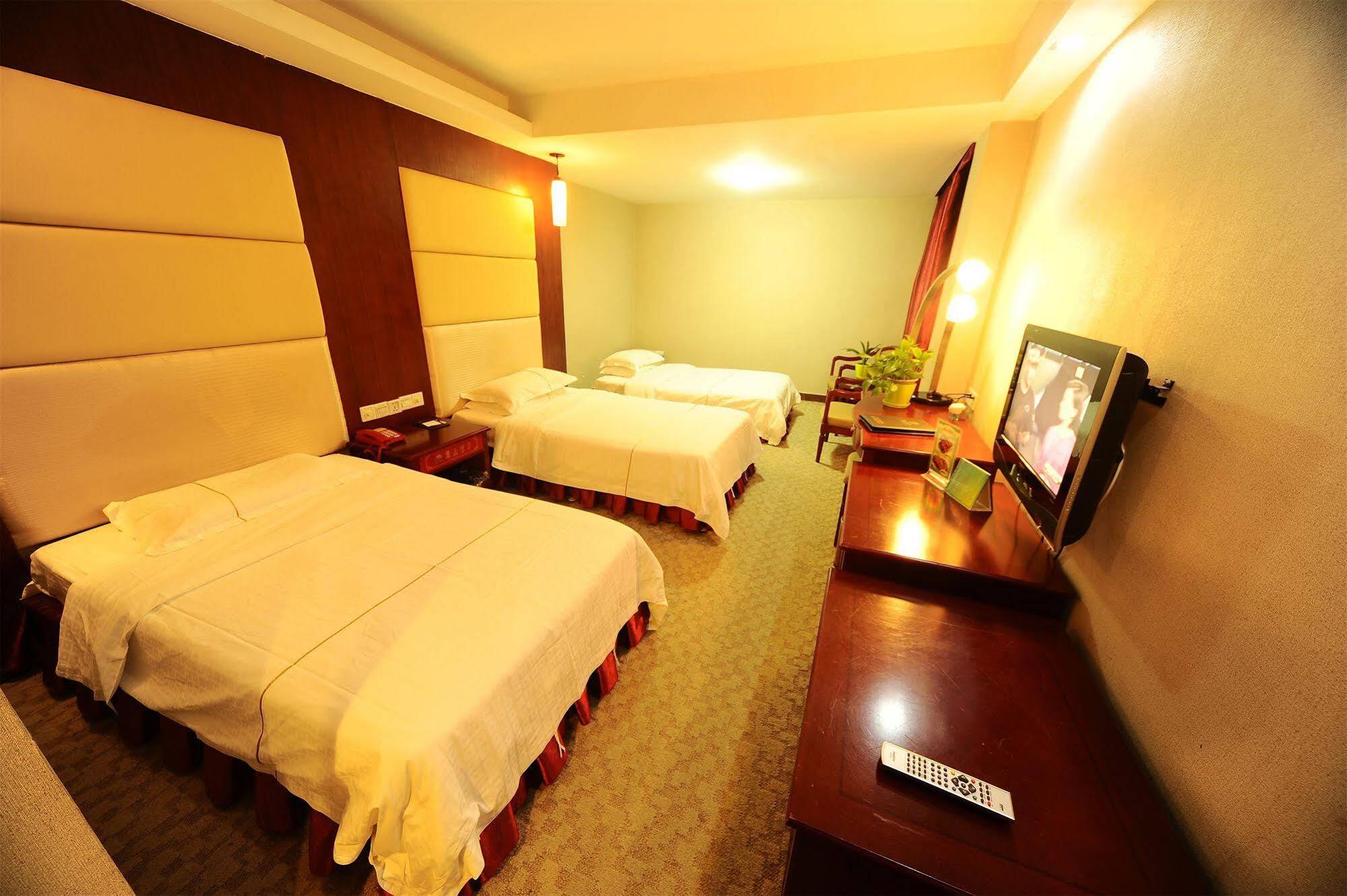 Guangzhou Junshan Hotel - Shuttle Bus For Canton Fair Kültér fotó
