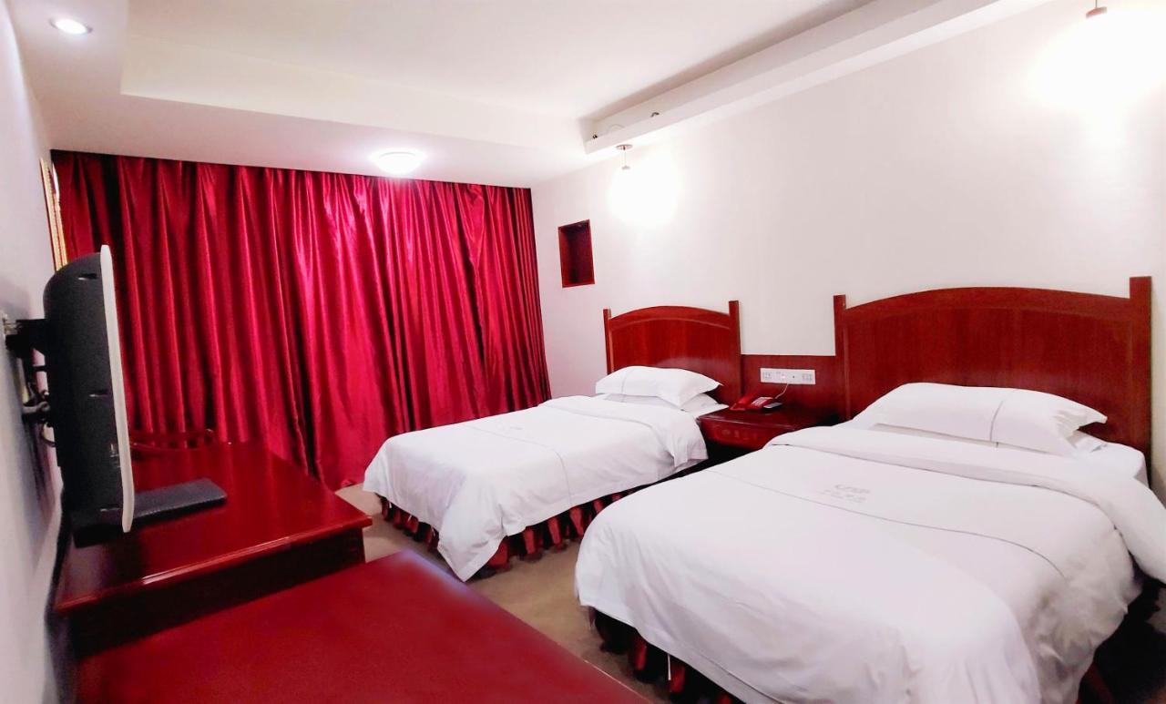 Guangzhou Junshan Hotel - Shuttle Bus For Canton Fair Kültér fotó