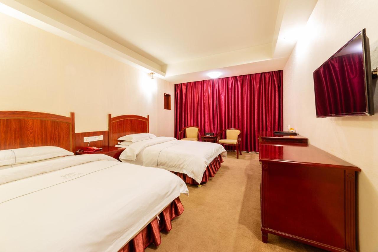 Guangzhou Junshan Hotel - Shuttle Bus For Canton Fair Kültér fotó